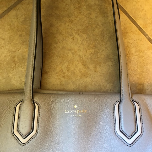 Kate spade tote! 100% authentic! - Picture 3 of 5